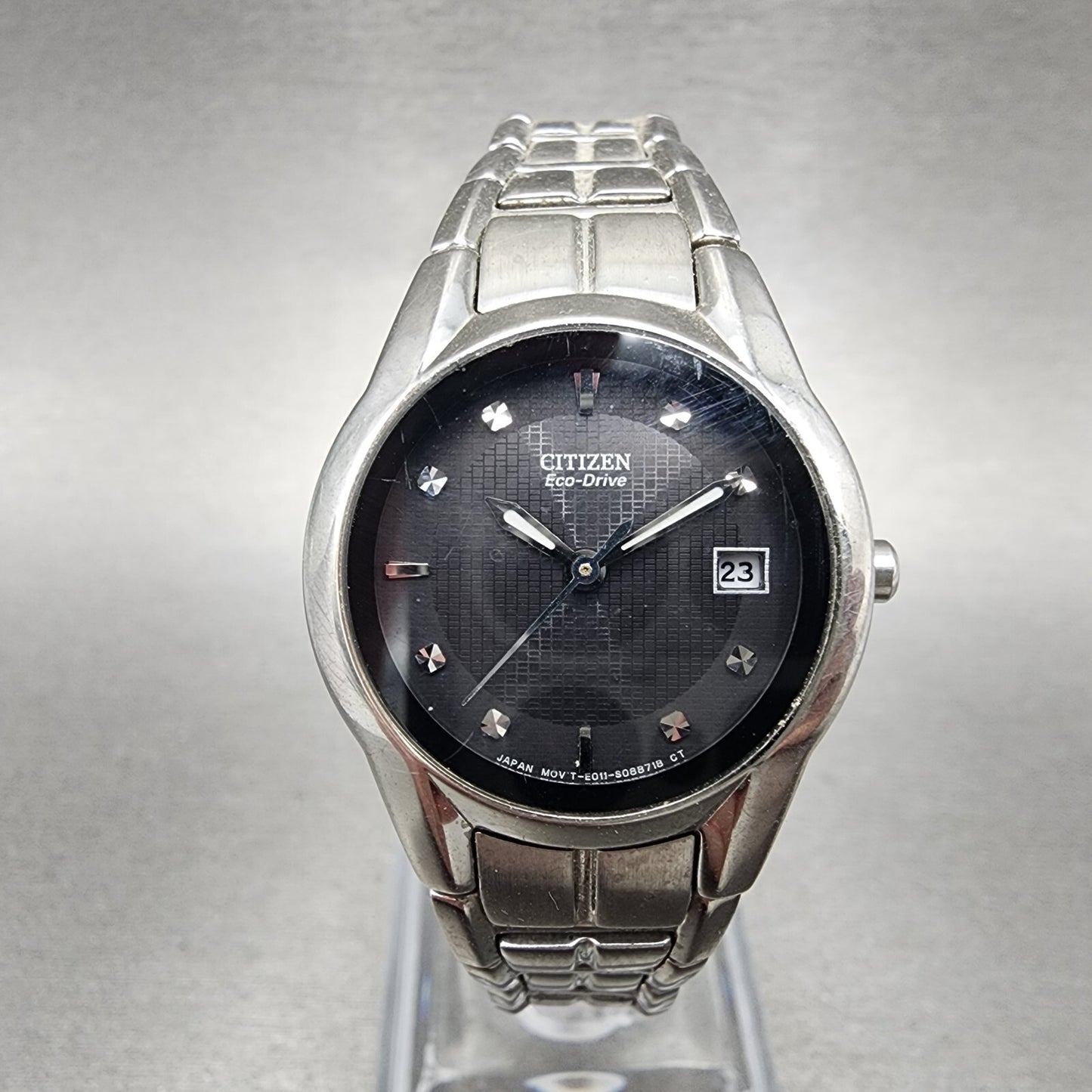 Citizen EcoDrive Watch Women 26mm Black Dial Steel Date Round E011S058503 Runs0
