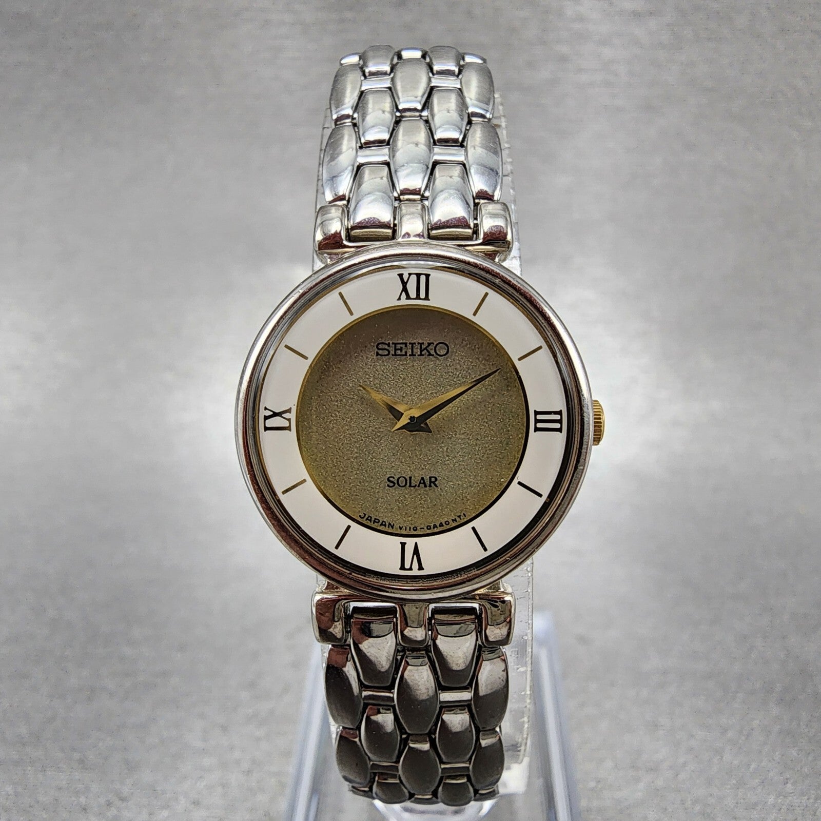 Seiko Solar Watch Women 23mm Champagne Dial Silver Tone V1100a40 Runs0