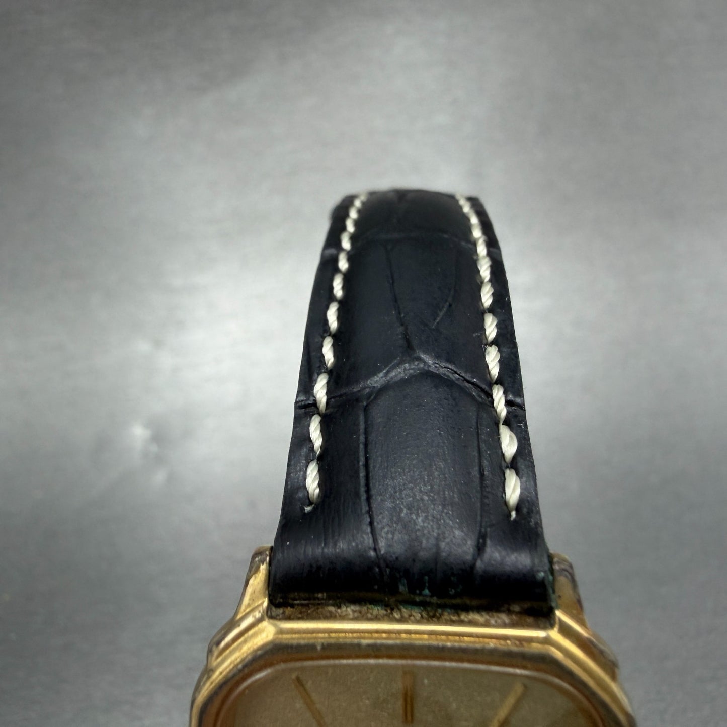 Seiko Tank Watch Men 26mm Champagne Dial Gold Tone 5P31-5D80 New Battery Vintage4