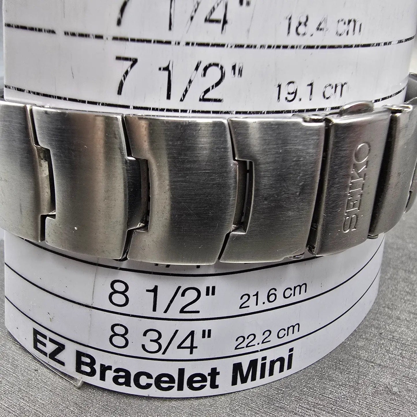 Seiko Chronograph Watch Men 42mm Gray Dial Silver Tone Date 7T92-0AW0 NewBattery11