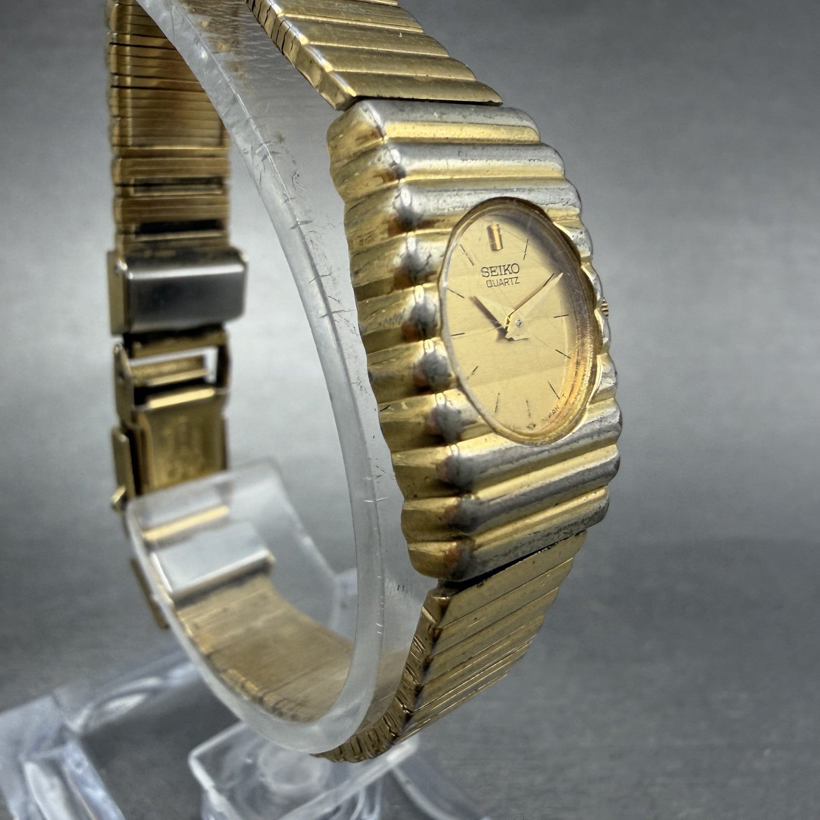 Seiko Watch Women 14mm Champagne Dial Gold Tone Rectangle 1E20-5099 New Battery3