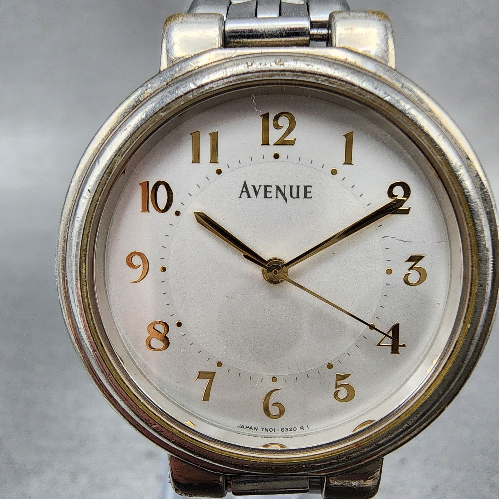 Seiko Avenue Watch Unisex 31mm White Dial Silver Tone Round 7N016270 New Batt1