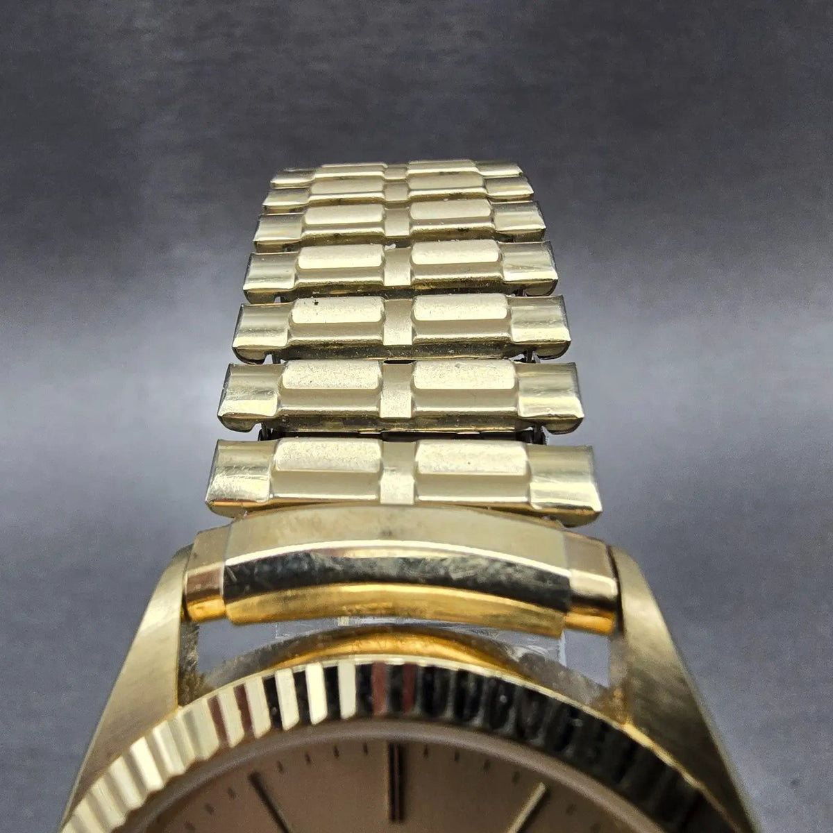 Wittnauer President Watch Men 35mm Gold Dial Gold Tone Daydate Round 9555 PARTS5