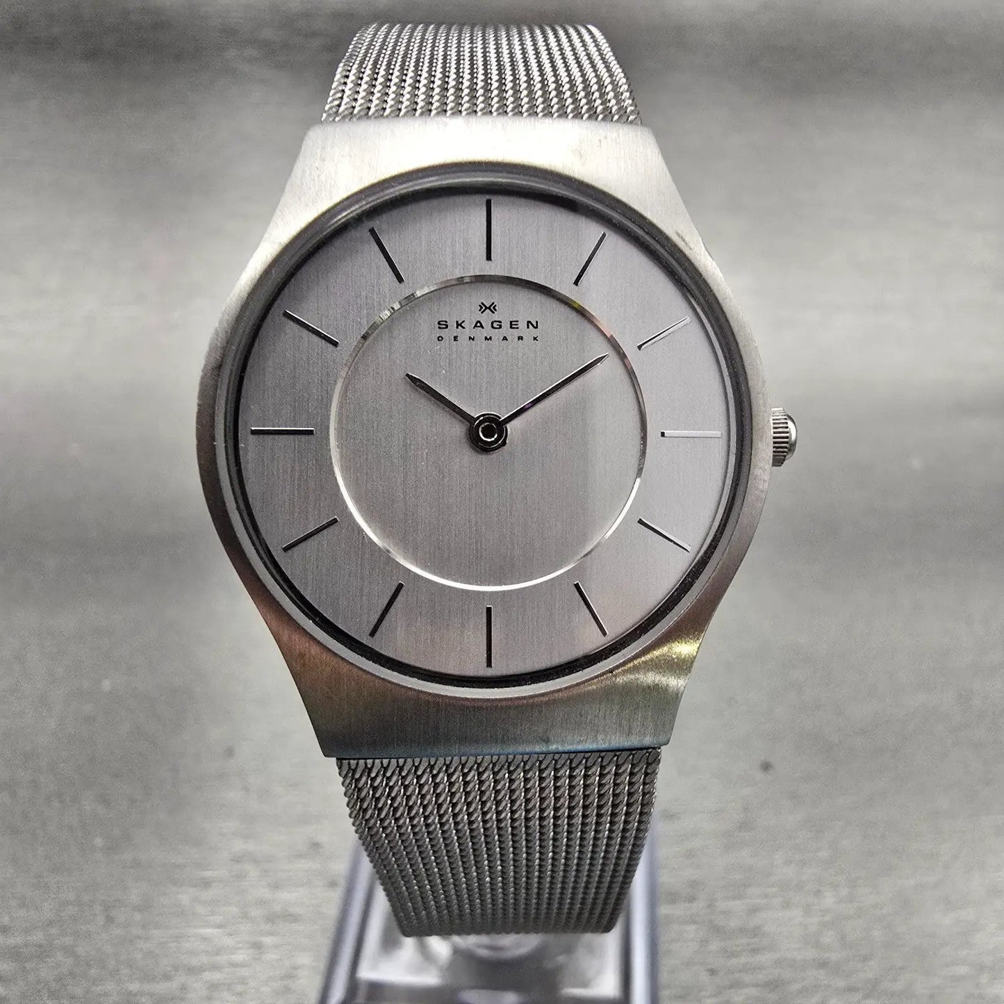 Skagen  Slimline Watch Women 28mm Silver Dial Silver Tone 233SSS New Batt0