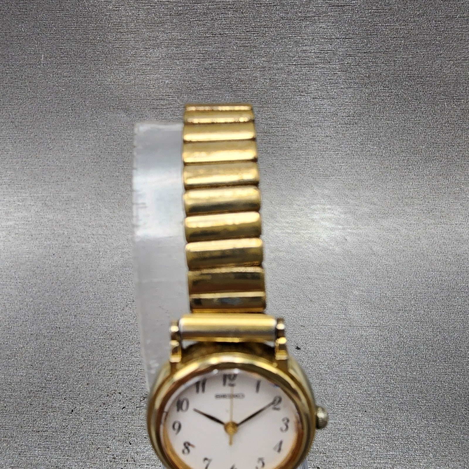 Seiko Watch Women 22mm White Dial Gold Tone Oval Bracelet 73216070 New Battery4