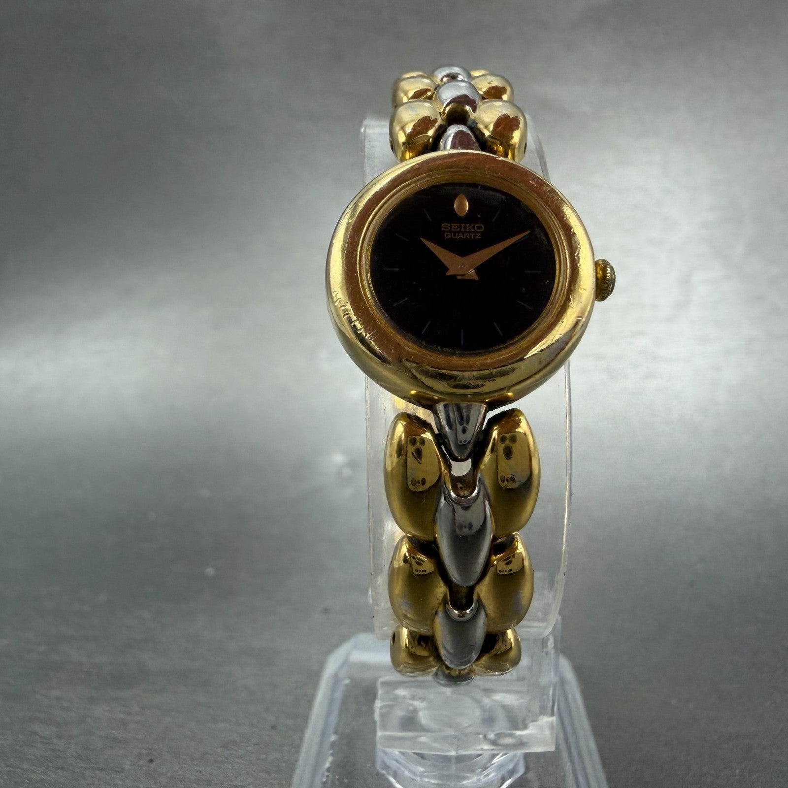 Seiko Watch Women 19mm Black Dial Two Tone Round 4N00-1138 New Battery Vintage5