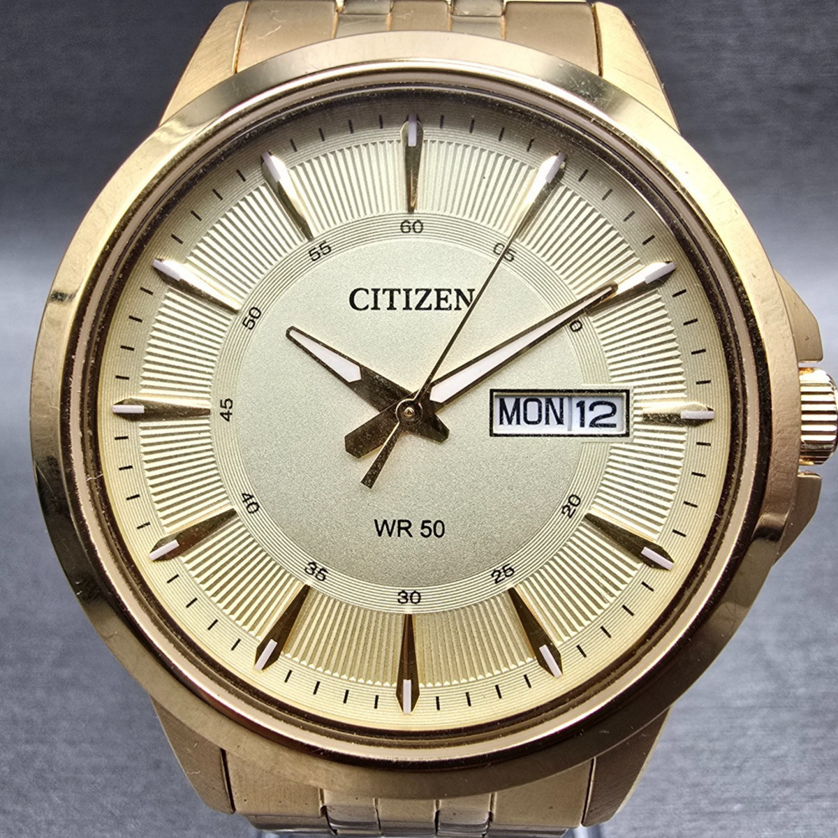 Citizen Watch Men 41mm Gold Dial Gold Tone Daydate 1502-S097835 New Battery1