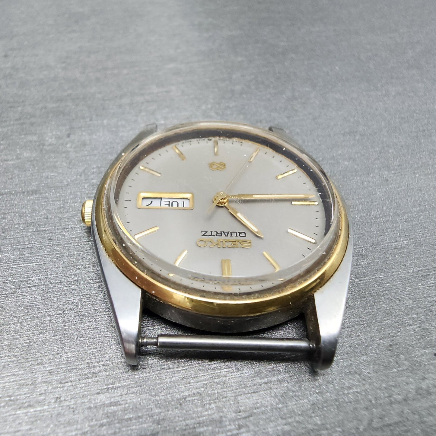 Seiko SQ Watch Men 33mm Gray Dial Two Tone Round Daydate 5y236020 PARTS5