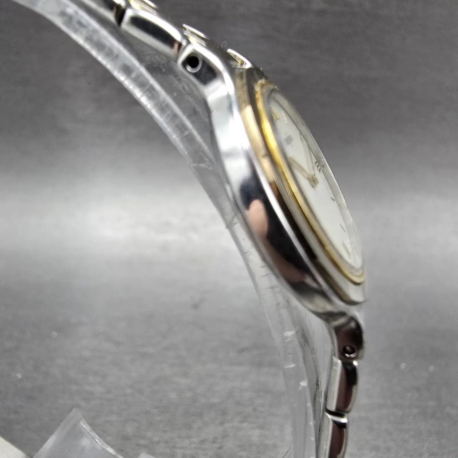 Seiko Cressta Watch Women 23mm White Dial Two Tone Round 2N20-0130 New Battery3
