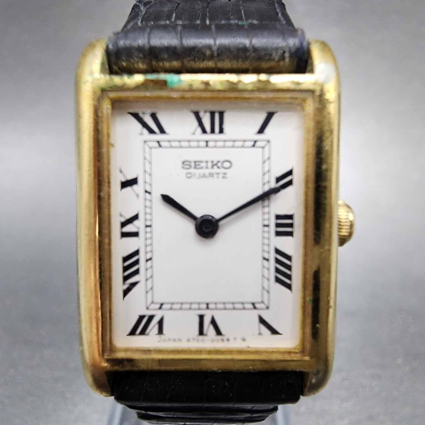 Seiko Tank Watch Women 19mm White Dial Gold Tone Rectangle 47003009 PARTS2