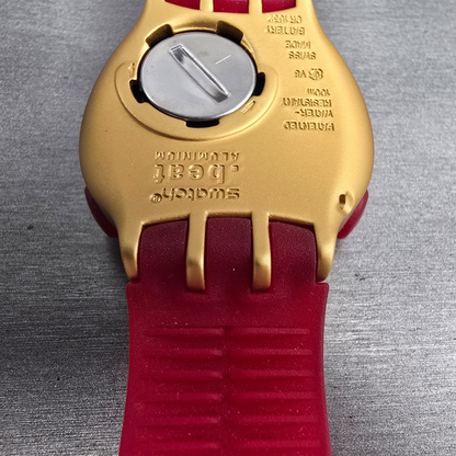 Swatch Beat Golden Virtual Wave Watch Men 47mm Gold Red YQG1000 New Battery NOS17