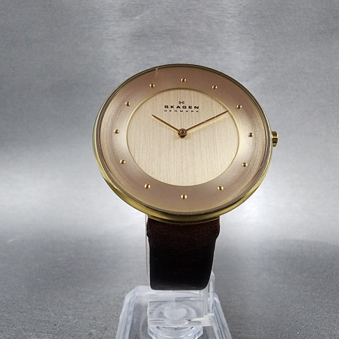 Skagen Gitte Watch Women 38mm Champagne Dial Gold Tone Round SKW2138 New Batt6