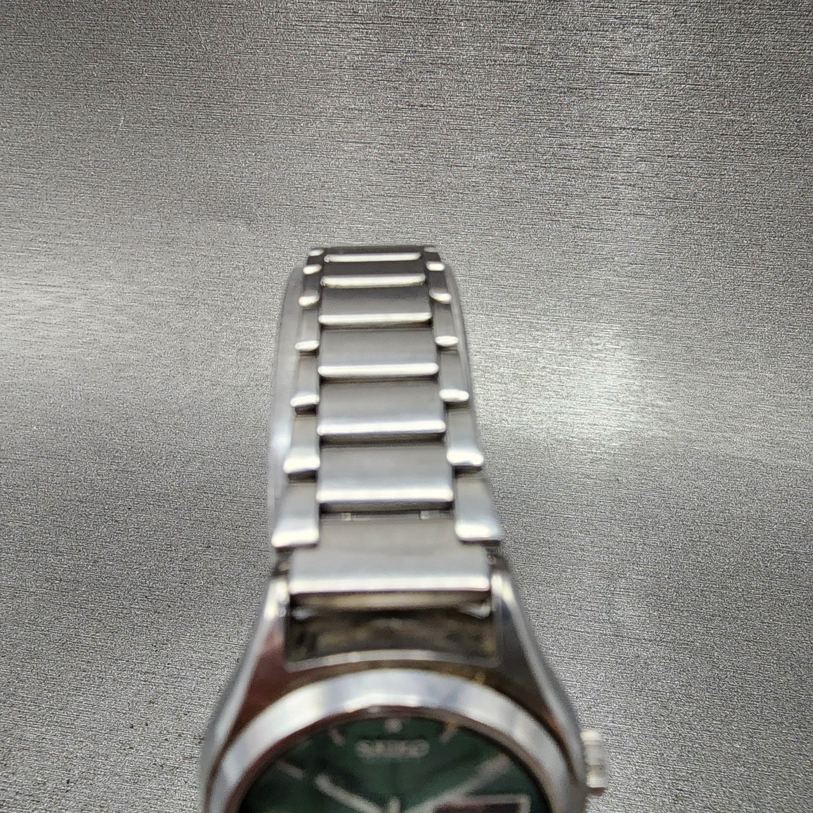 Seiko Watch Women 25mm Green Dial Silver Tone Daydate 43260070 New Battery4