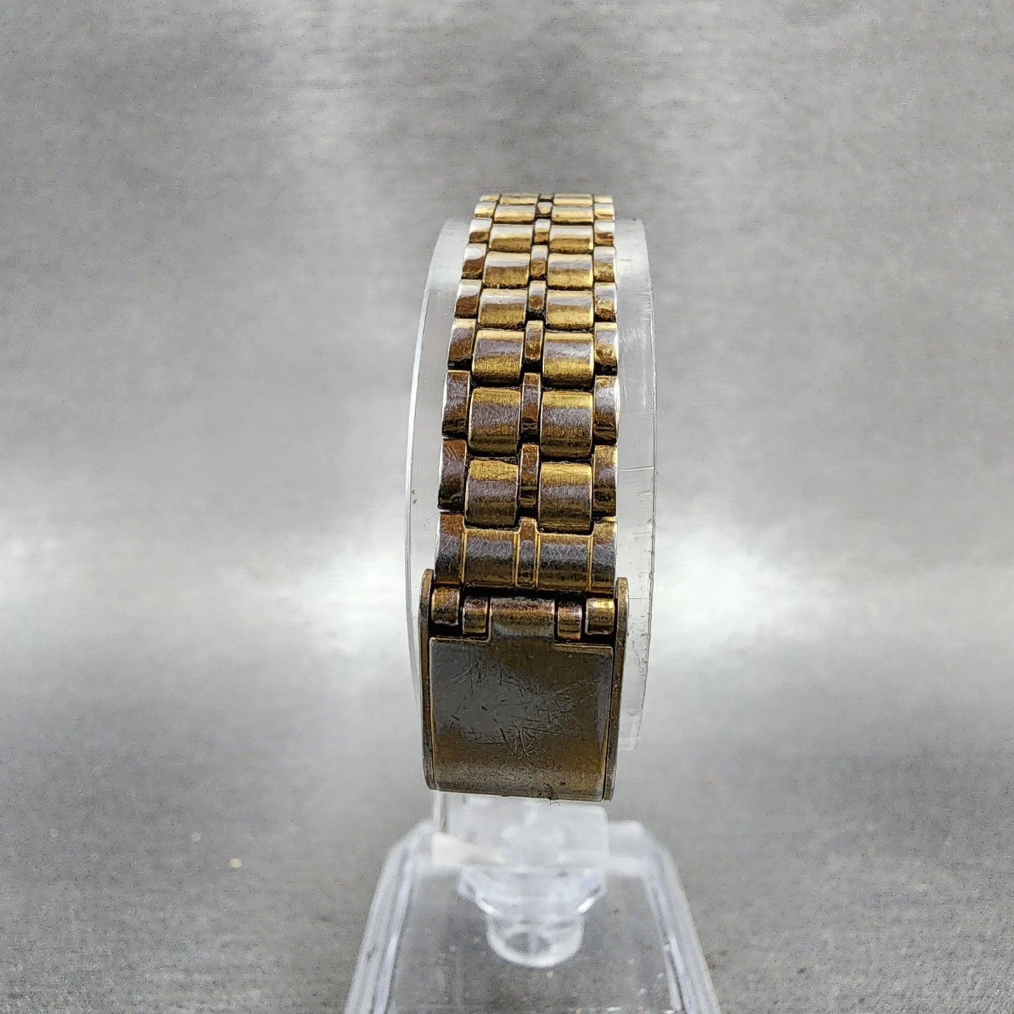 Seiko Watch Women 18mm White Dial Gold Tone Oval V4015109 New Battery VTG7