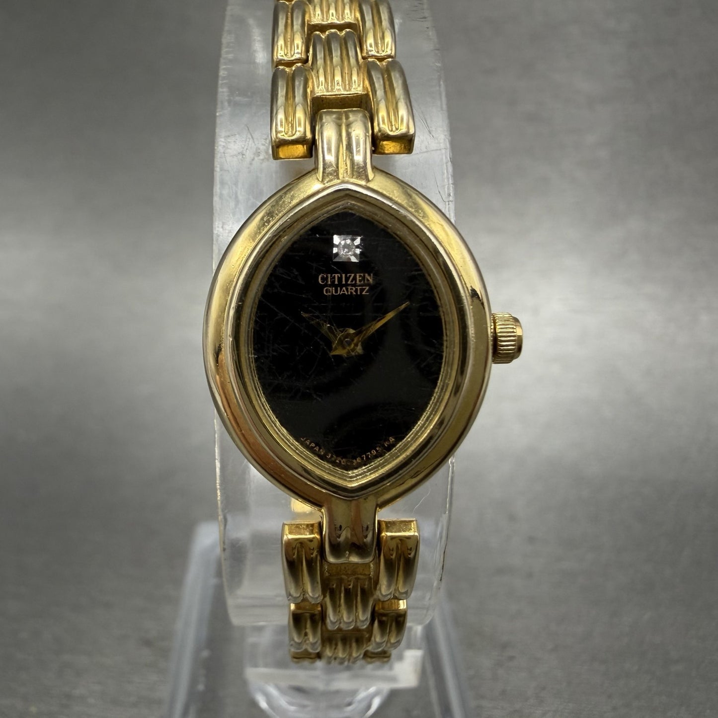 Citizen Watch Women 16mm Black Dial Gold Tone Oval 3220326091 New Battery0
