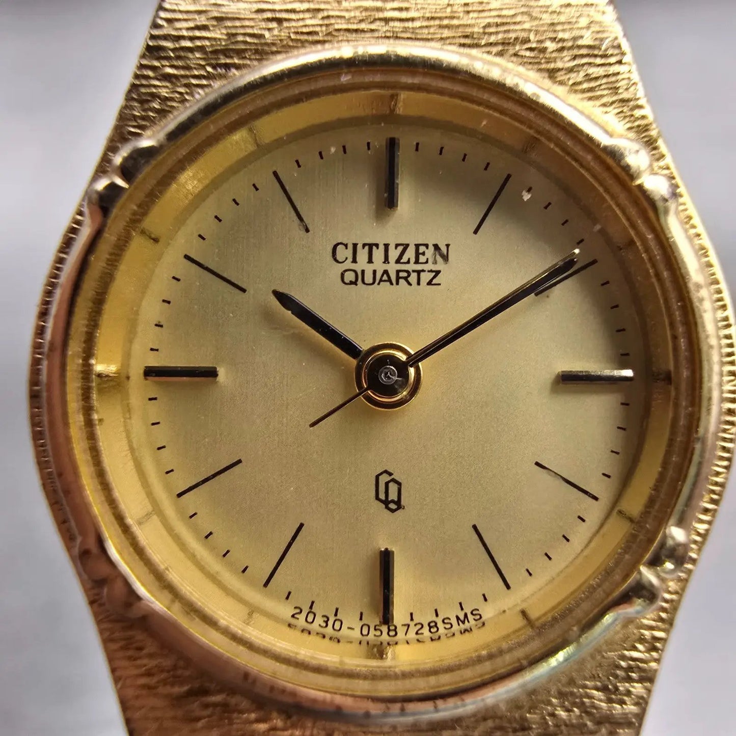Citizen CQ Watch Women 19mm Gold Dial Gold Tone Round 2030-943040 New Battery1