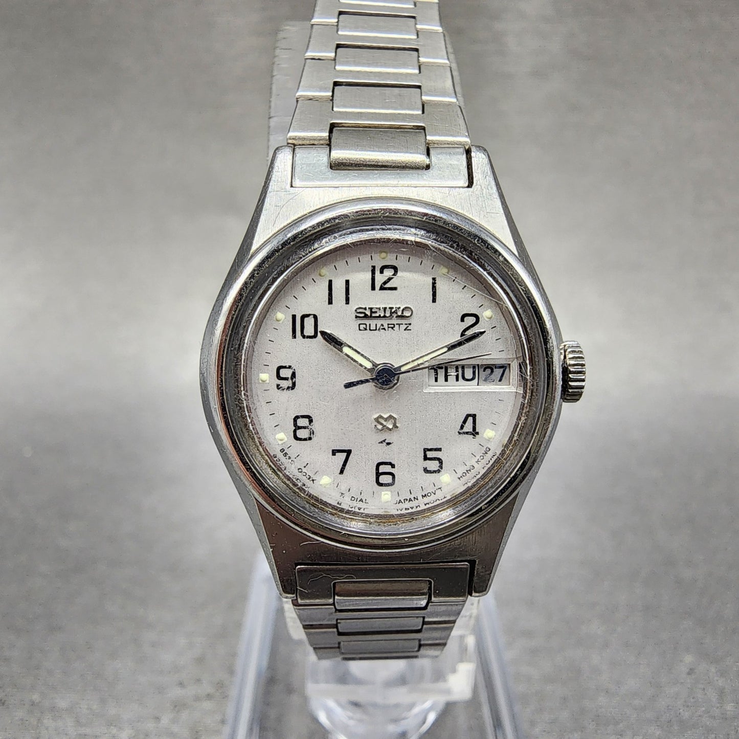 Seiko SQ Watch Women 23mm Silver Dial Silver Tone Daydate 85230039 New Battery0