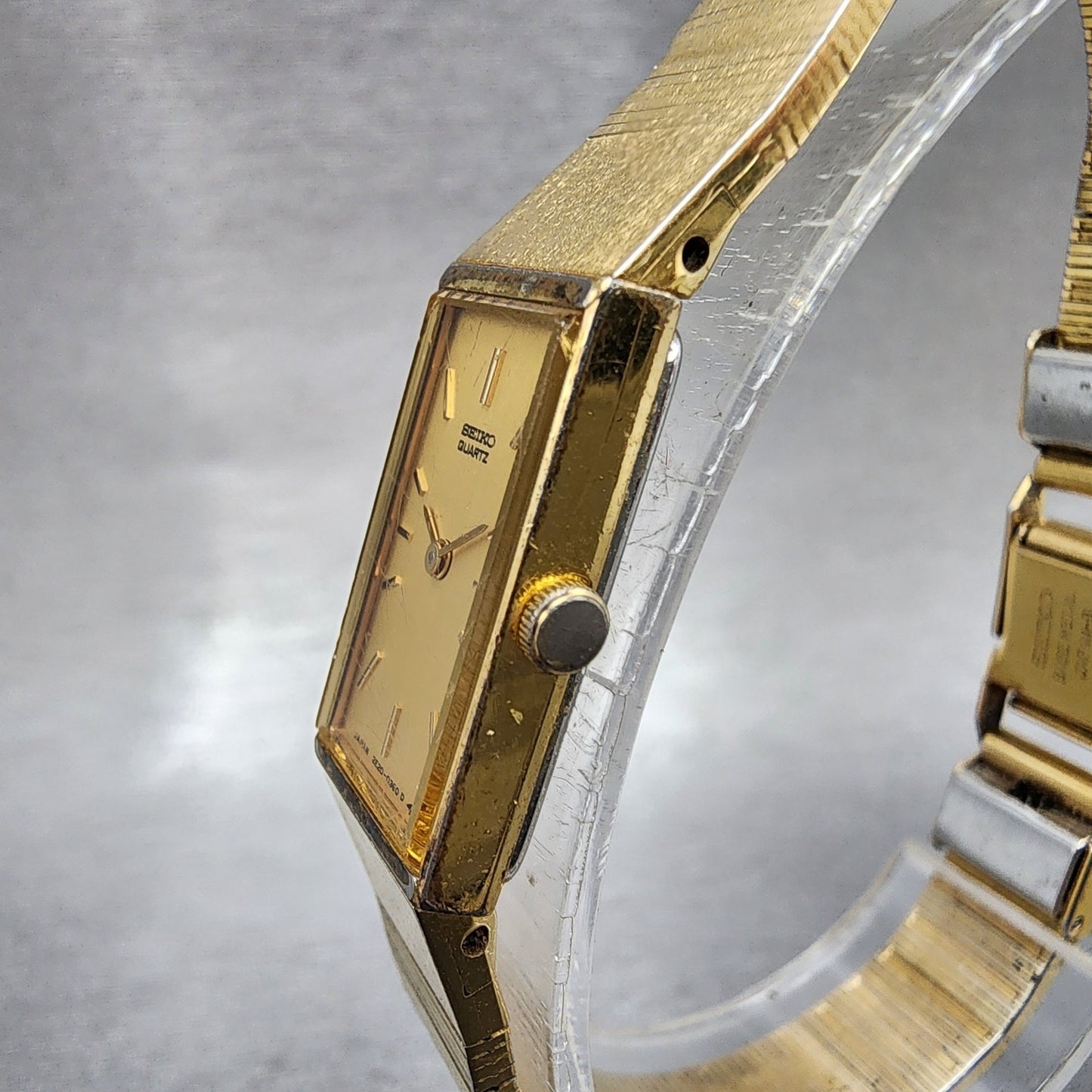 Seiko Tank Watch Women 13mm Champagne Dial Gold Tone 2e205259 New Battery2