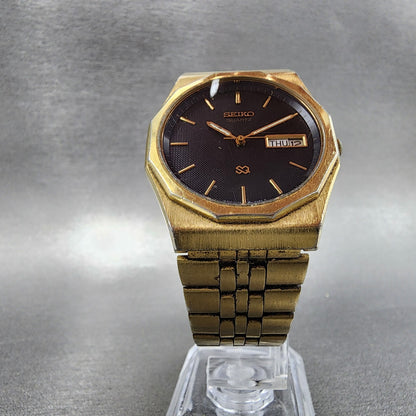 Seiko SQ Watch Men 33mm Blue Dial Gold Tone Daydate Round 5Y23-6A39 New Batery