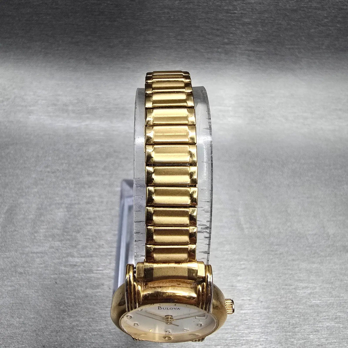 Bulova Watch Women 24mm White Dial Gold Tone Date Round 97M14 New Battery JP234