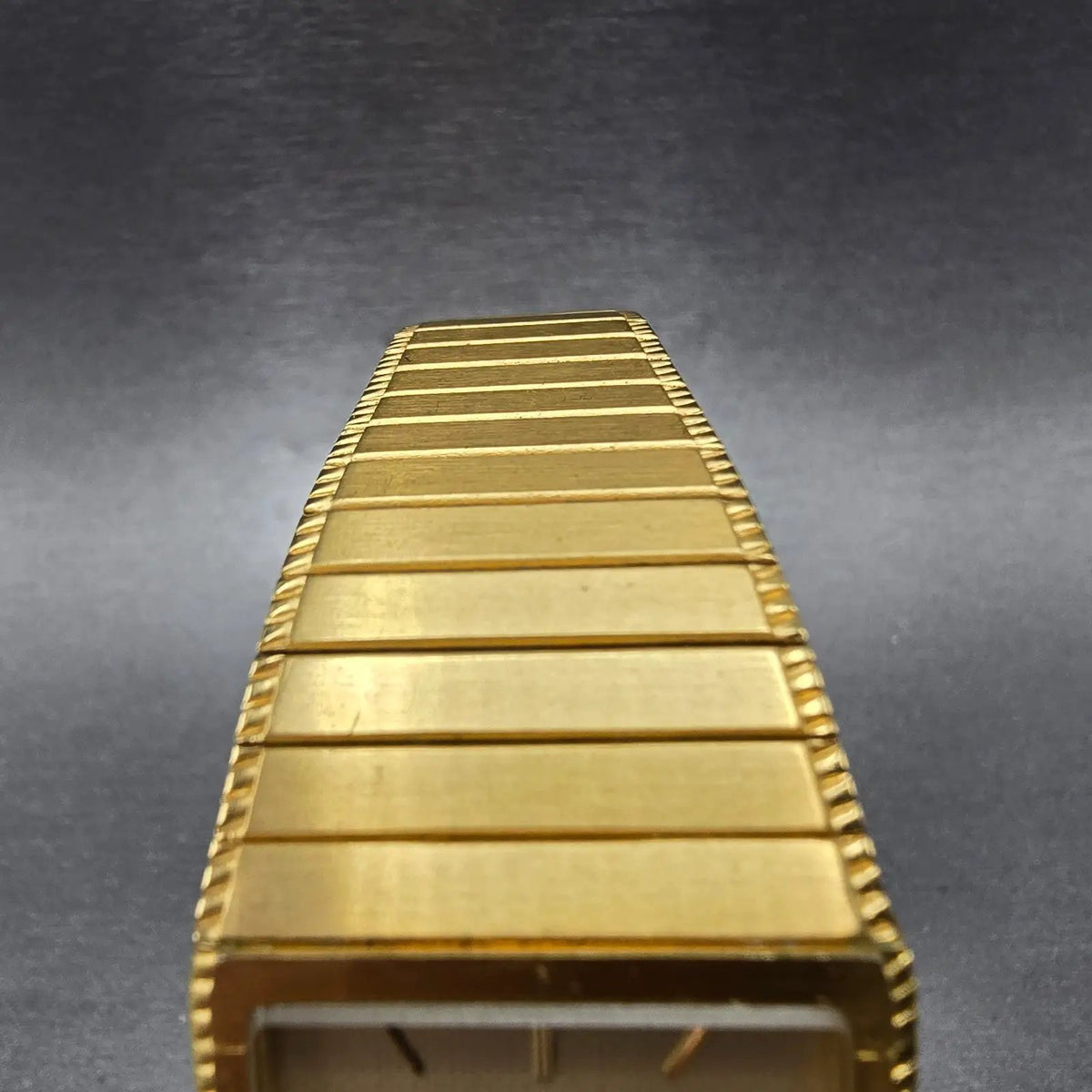 Waltham Tank Watch Men 27mm Gold Dial Gold Tone Rectangle New Battery VVTG4