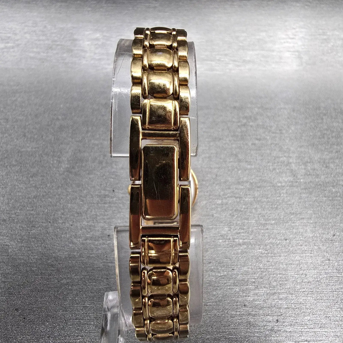 Seiko Watch Women 19mm Gold Dial Gold Tone Round V401-0289 New Battery VTG JPK7