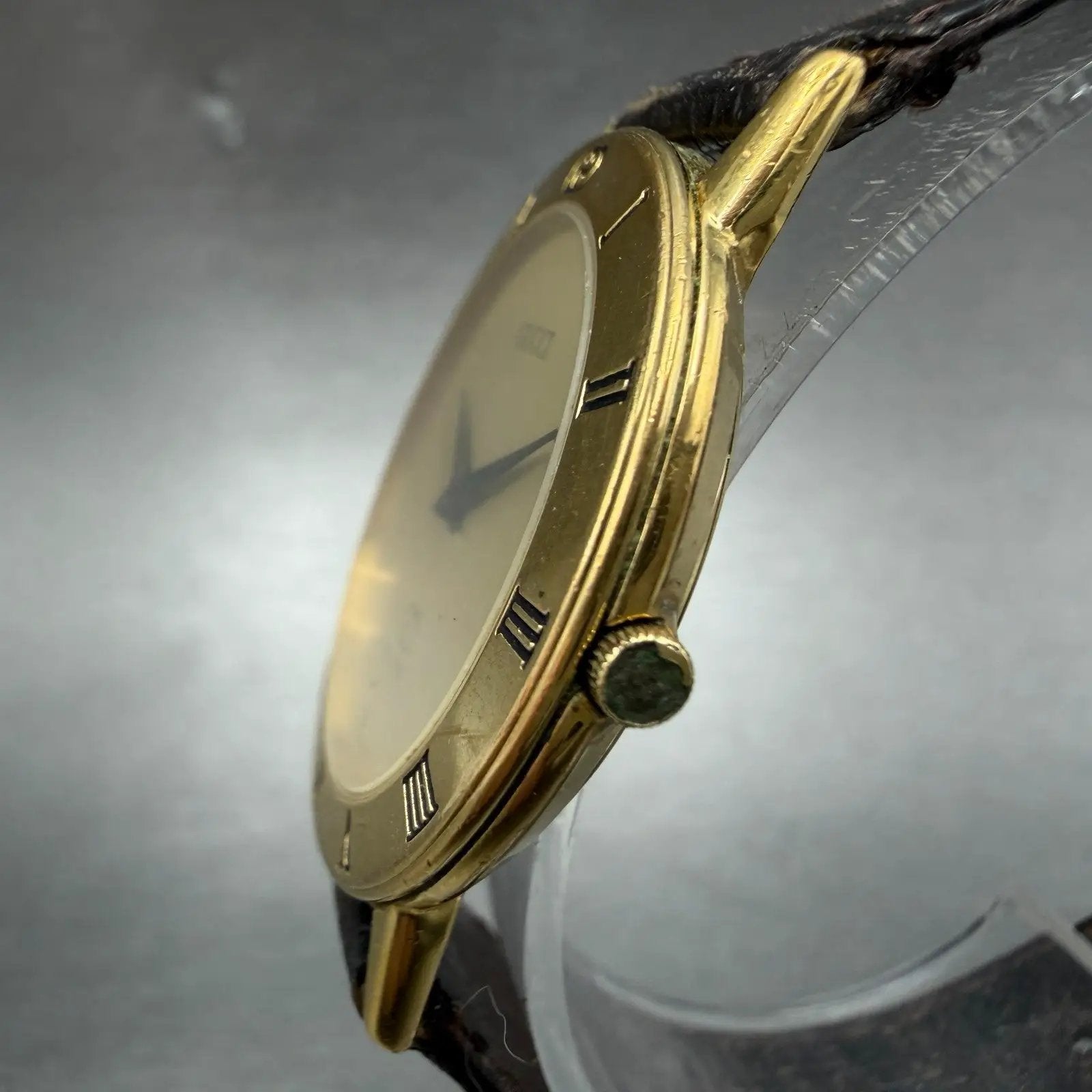 Gucci 3001M Watch Men 33mm Champagne Dial Gold plated Round New Battery VTG2