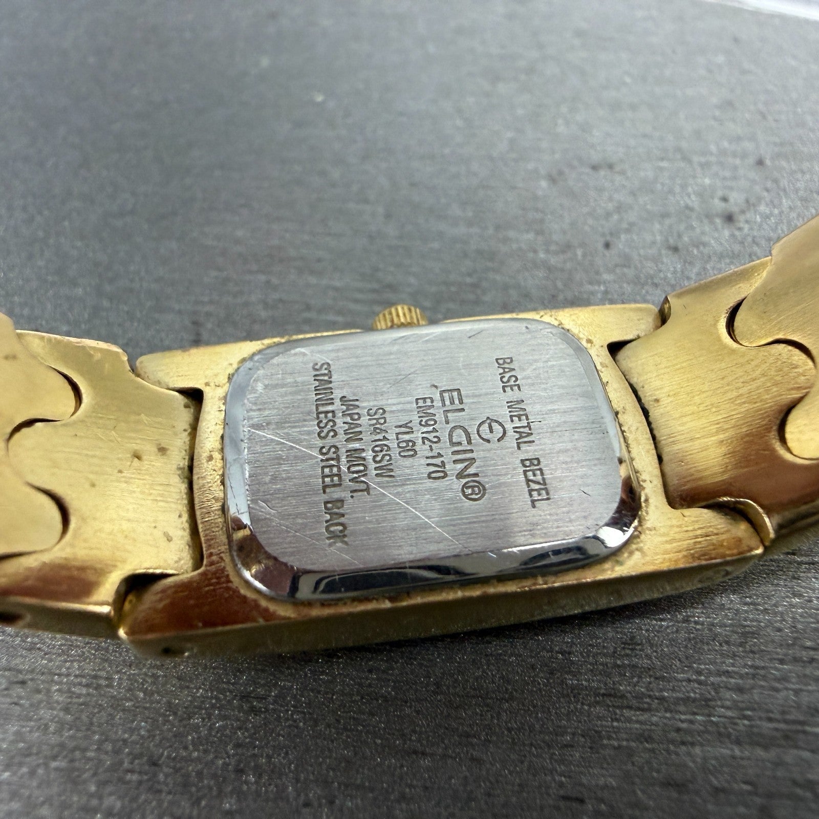 Elgin Tank Watch Women 15mm Champagne Dial Gold Tone EM912-170 New Battery9