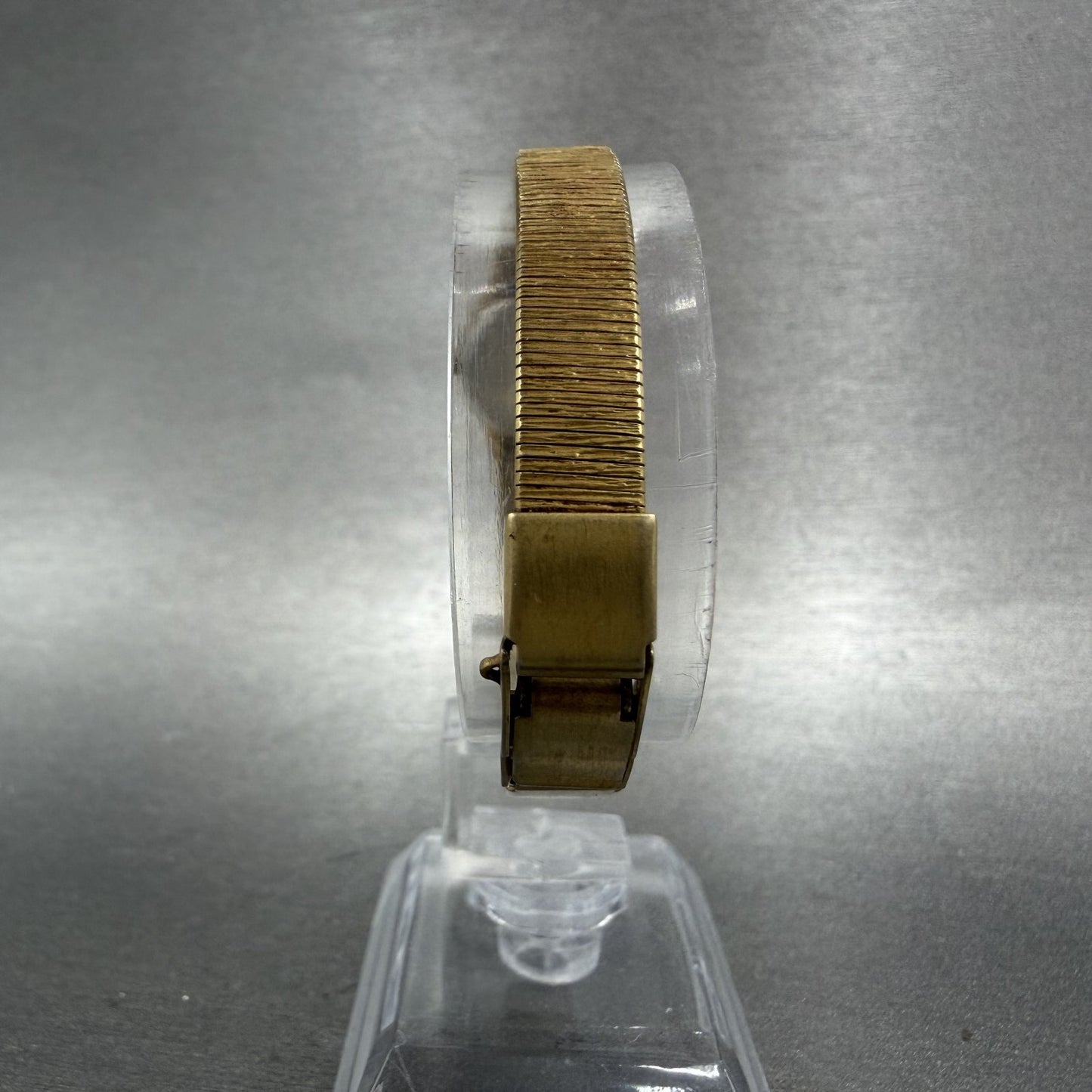 Citizen CQ Watch Women 16mm Black Dial Gold Tone 5920S49615 New Battery VTG7