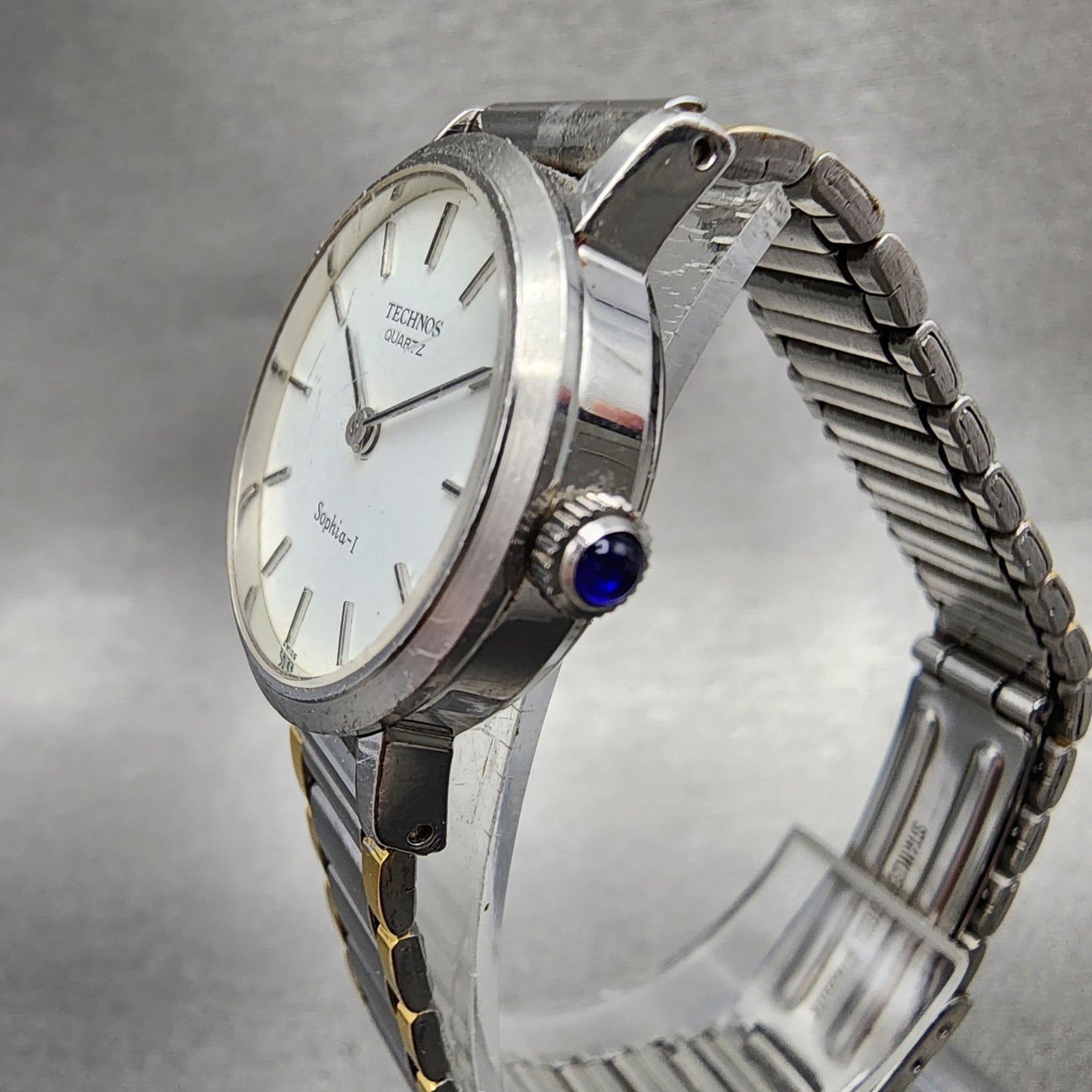 Technos Sophial Watch Women 25mm White Dial Silver Tone Round New Battery VTG2