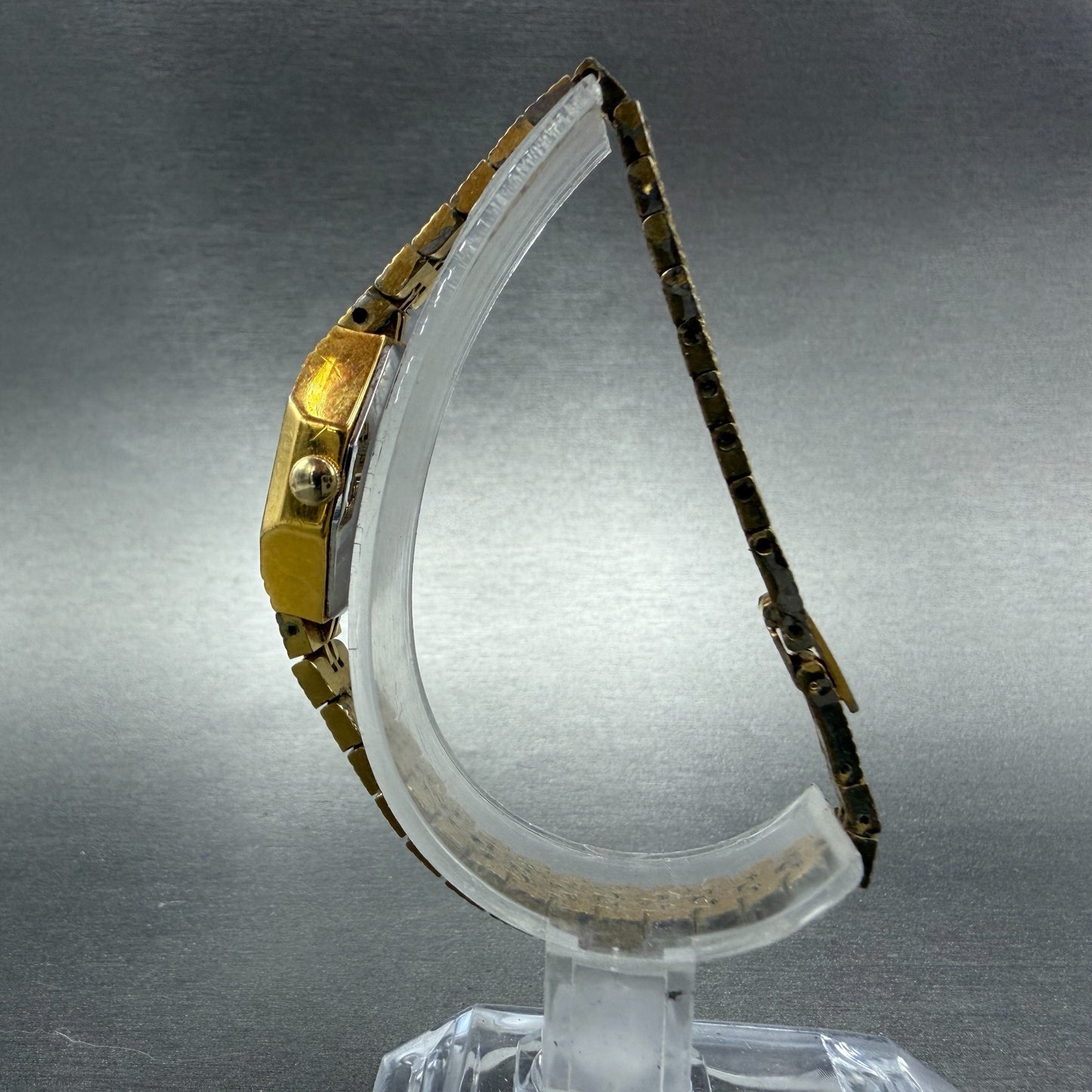 Citizen CQ Watch Women 19mm Champagne Dial Gold Tone 4031-892721 New Battery6