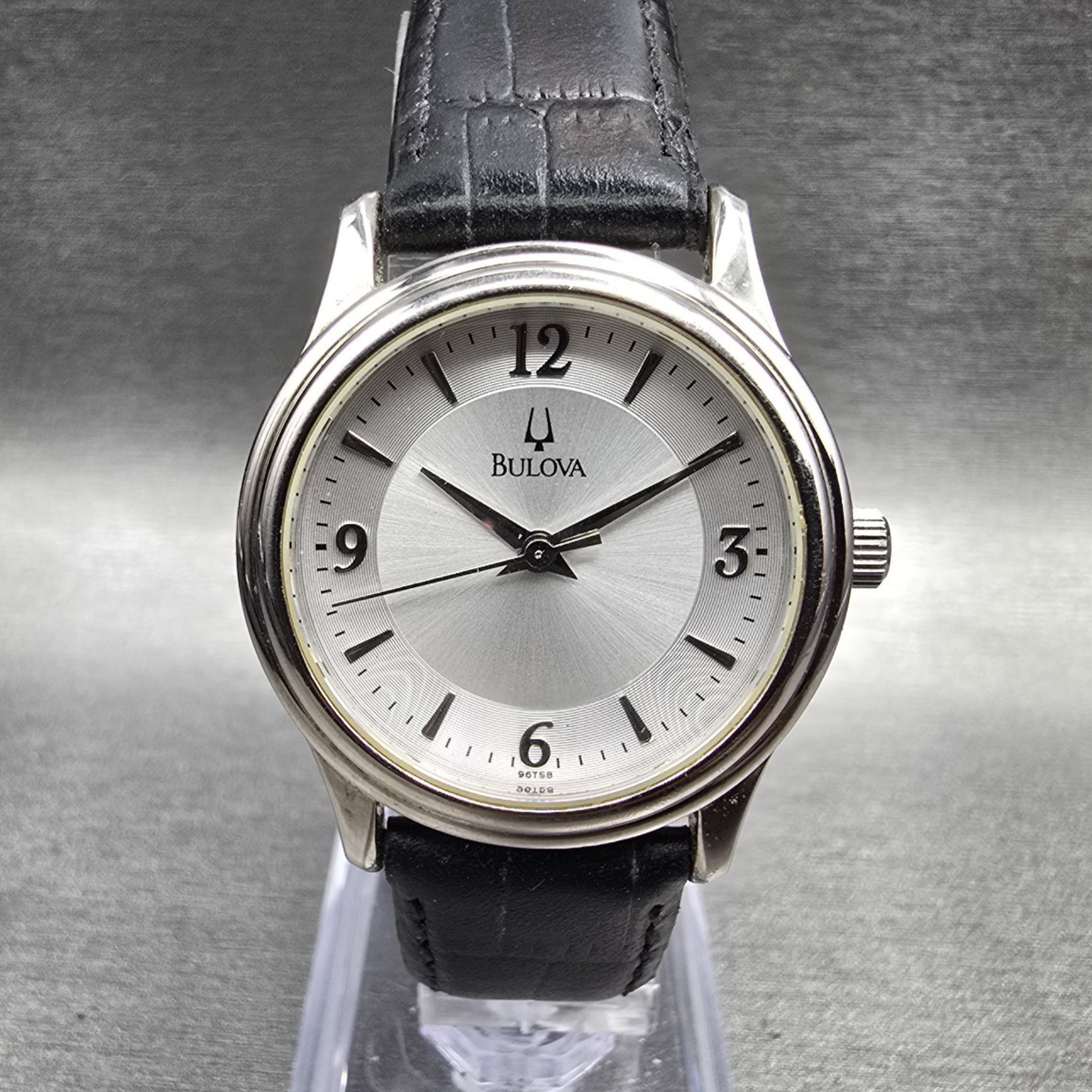 Bulova Watch Women 30mm Silver Dial Silver Tone Round 96T58 New Battery 89450