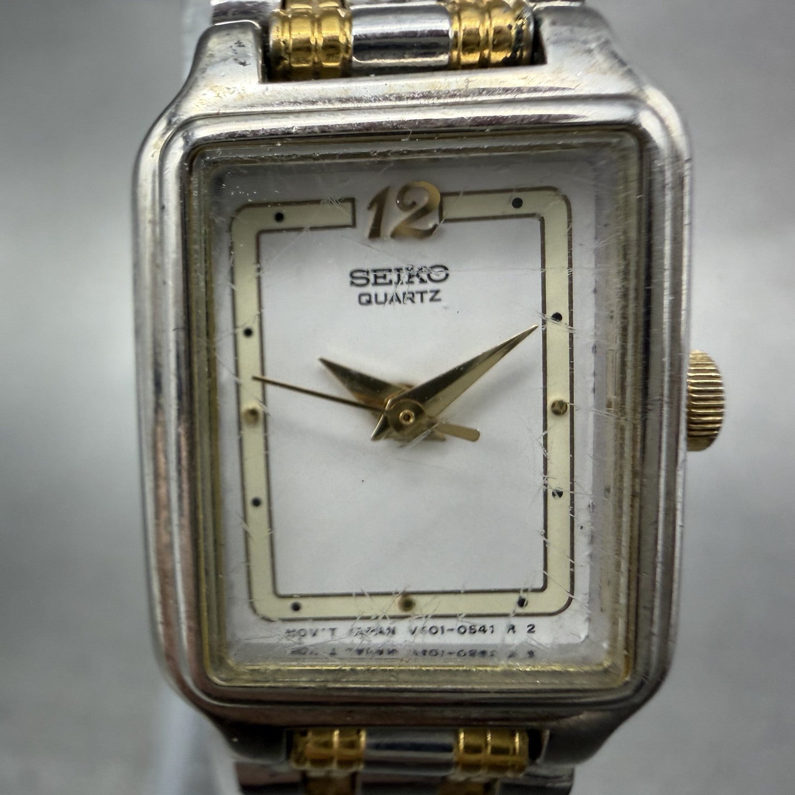 Seiko Tank Watch Women 18mm White Dial Two Tone Rectangle V401-5129 New Batt MNO1
