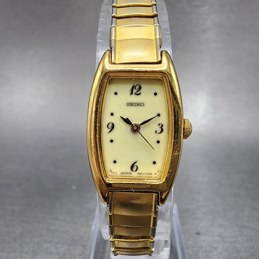 VTG Seiko Watch Women 16mm Cream Dial Gold Tone Rectangle 1N015B79 New Battery0