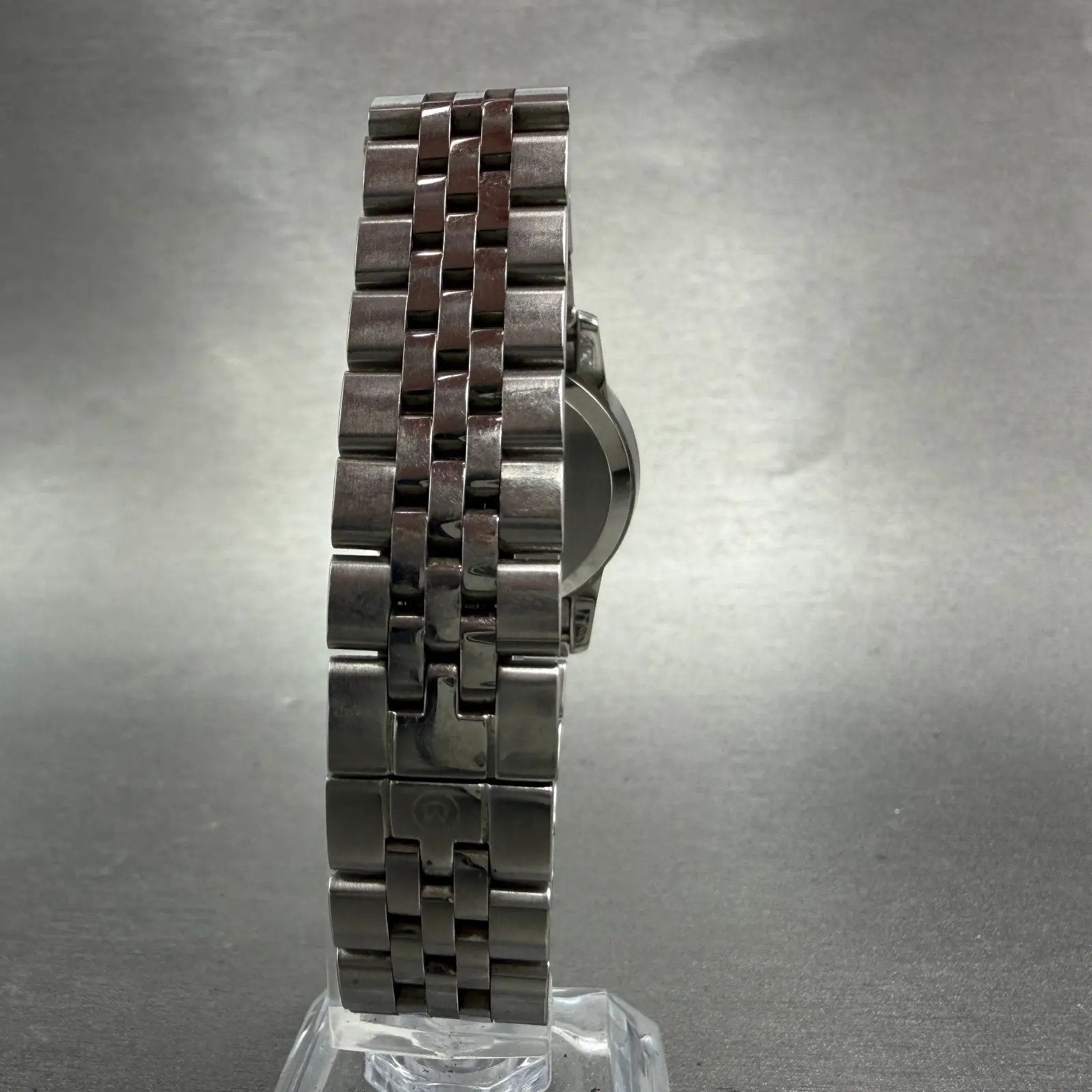 48013015