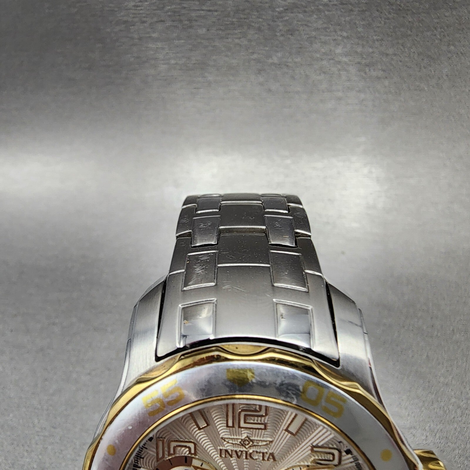 Invicta Pro Diver Watch Women 38mm White Dial Two Tone Daydate Round New Battery4