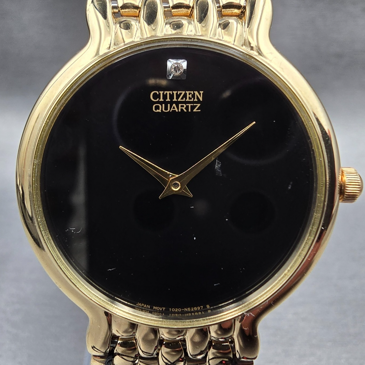 Citizen Watch Men 32mm Black Dial Gold Tone Round 1020-S54562 New Battery NOS1