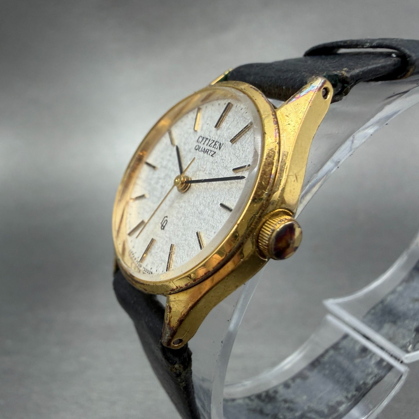 Citizen Watch Women 24mm White Dial Gold Tone Round 4-751159 New Battery VTG2