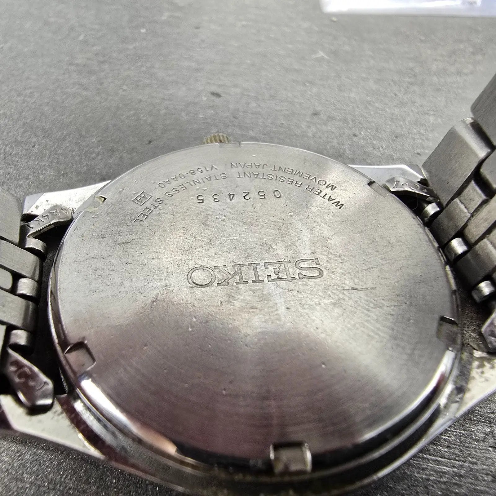 Seiko Solar Watch Men 37mm White Dial Two Tone Daydate READ!!!!!! V158-0AA0 Runs9