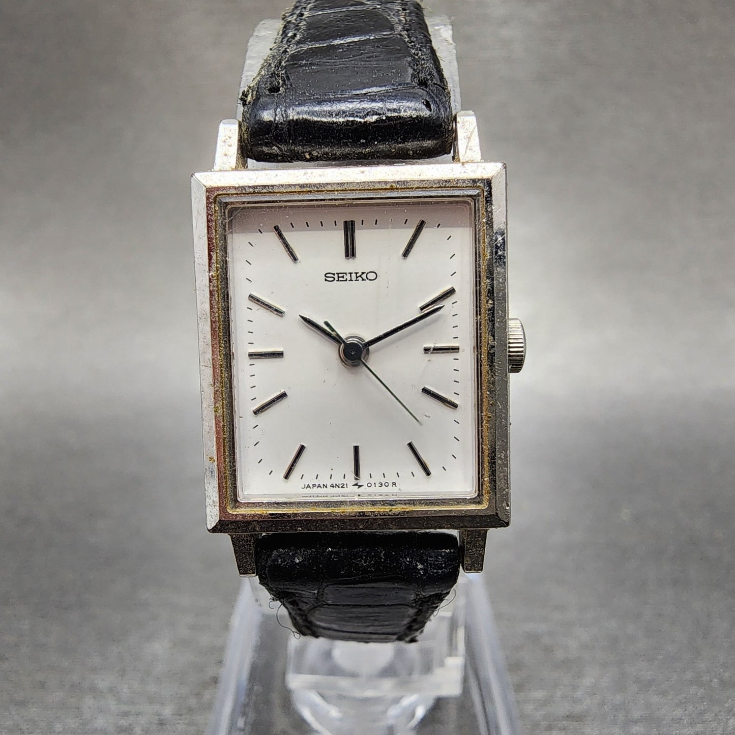 Seiko Tank Watch Women 18mm White Dial Silver Tone 4n215010 New Battery0