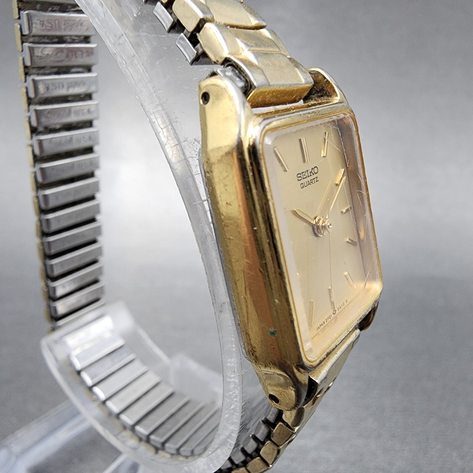 Seiko Tank Watch Women 18mm Champagne Dial Gold Tone 2p215a00 New Battery3