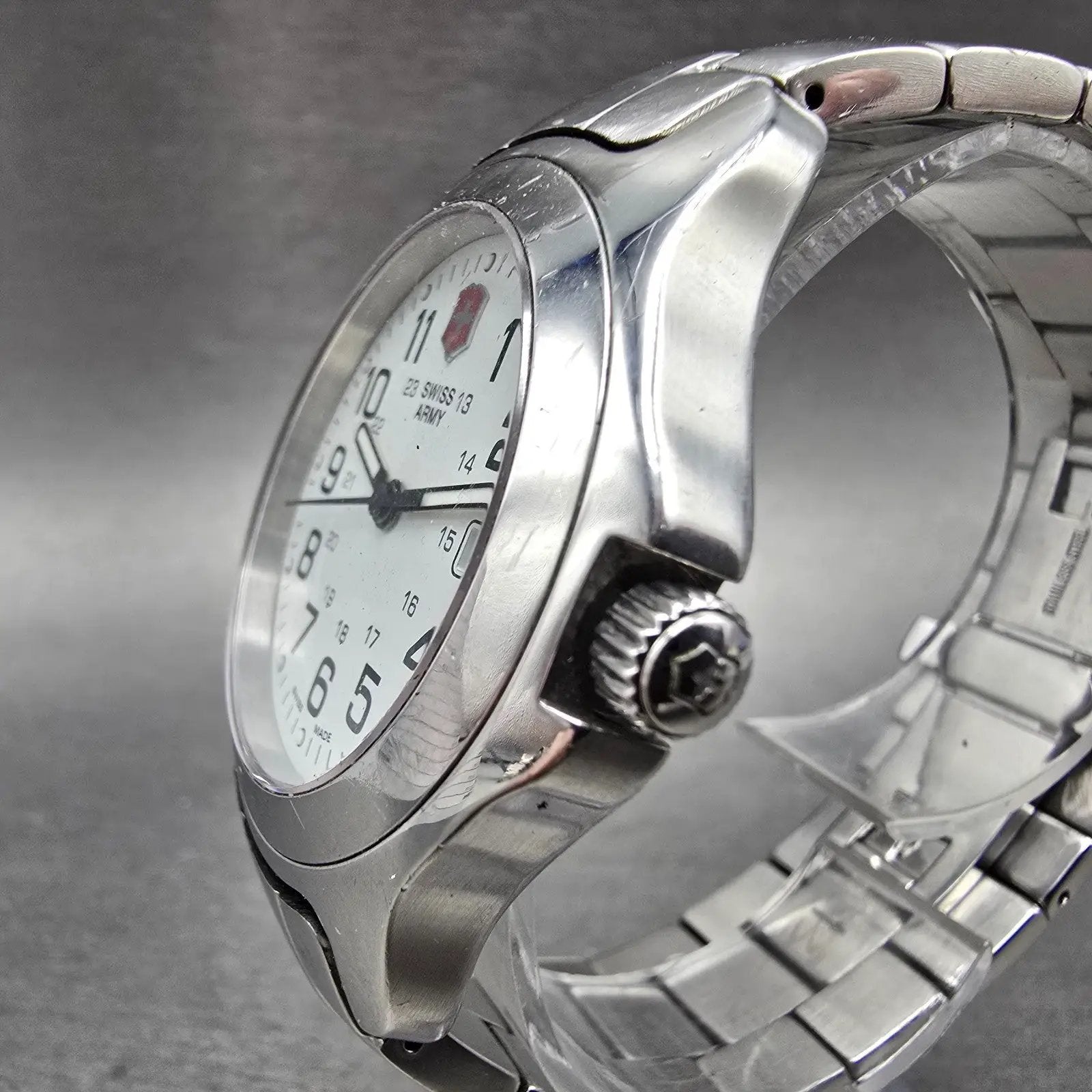 Victorinox Swiss Army Heritage Watch Men 40mm White Dial Steel Date New Battery2