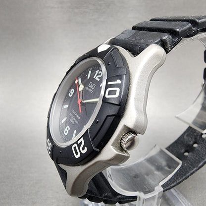 Citizen Q&Q Diver Watch Men 40mm Black Dial Gray Tone Solar Runs Round2
