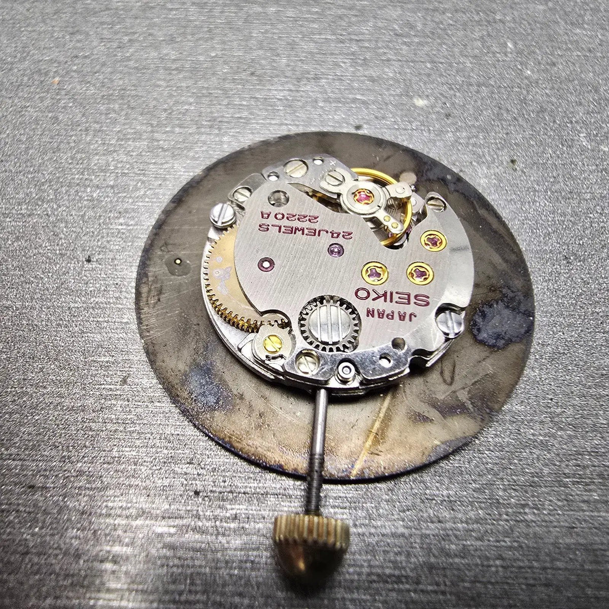 Seiko 2220 Movement Manual Wind 23 Jewels 2 Hand Vintage Japan5