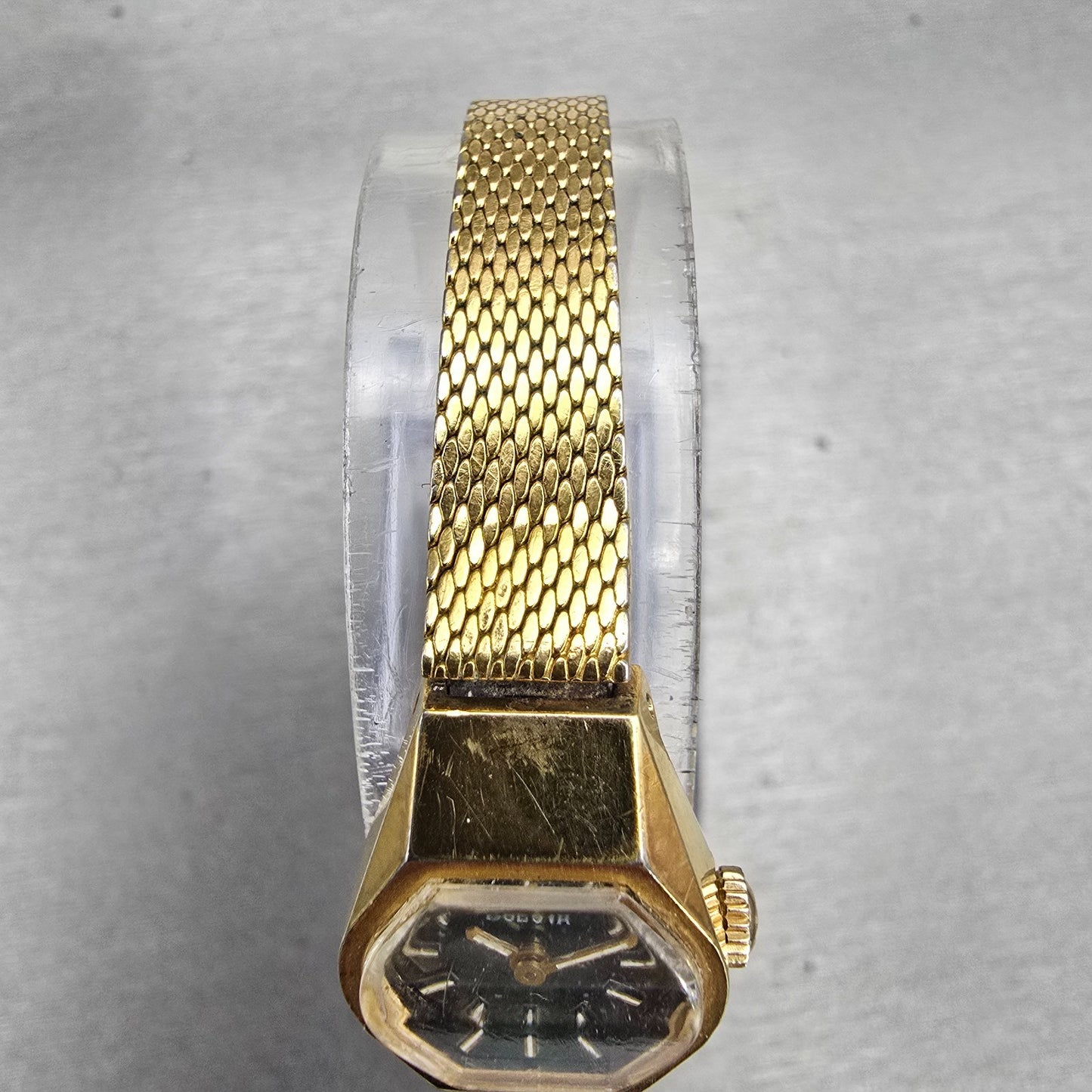 Bulova Watch Women 17mm Green Dial Gold Tone Oval Manual Wind Runs Vintage4