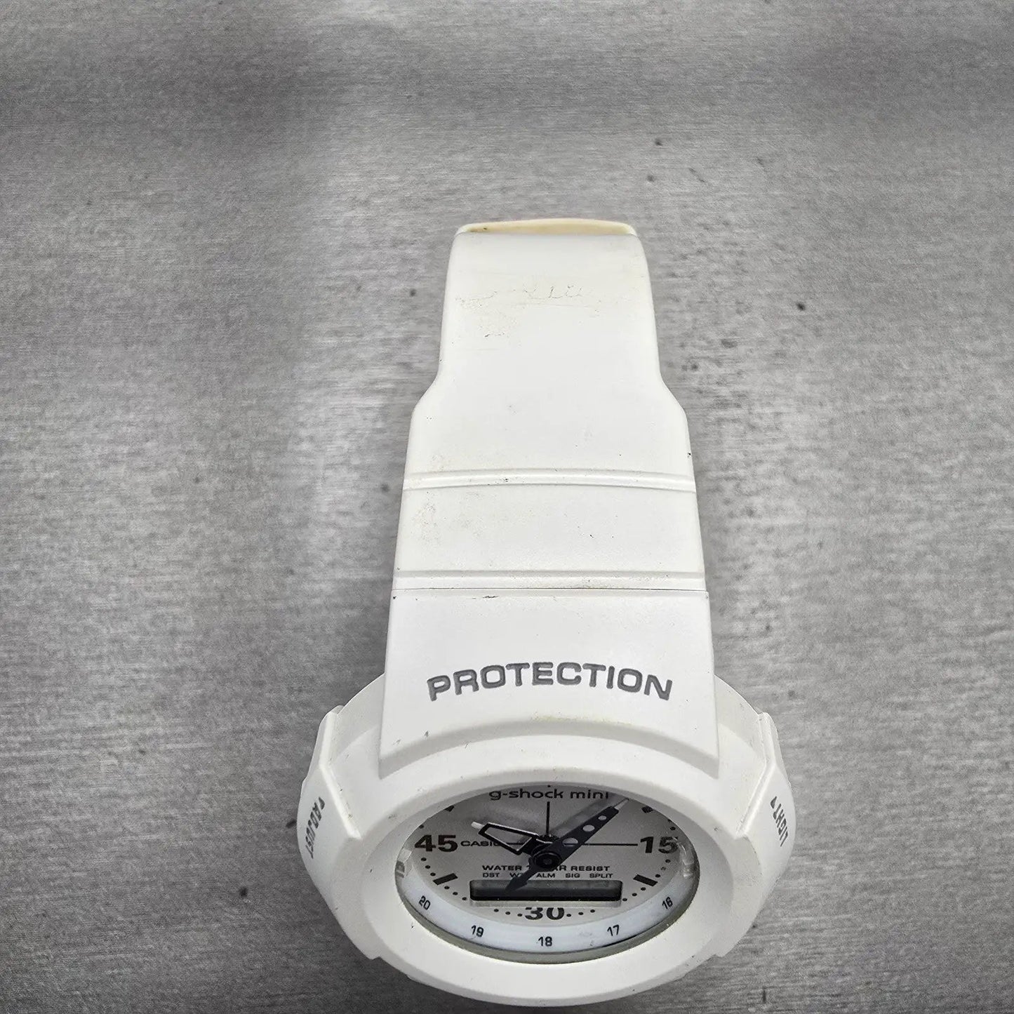 Casio G-Shock Mini GMN-50 Watch Women White White Chrono Alarm New Battery READ4