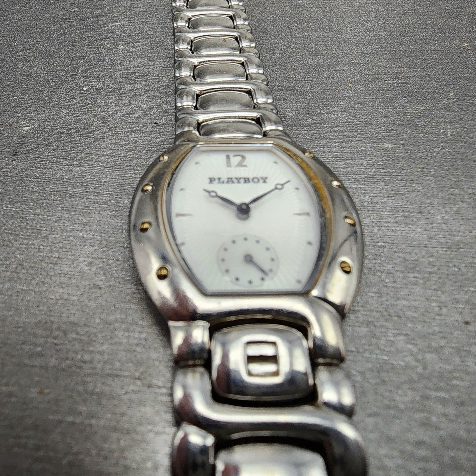Playboy Watch Unisex 29mm White Dial Silver Tone Oval New battery MISSING CLASP2