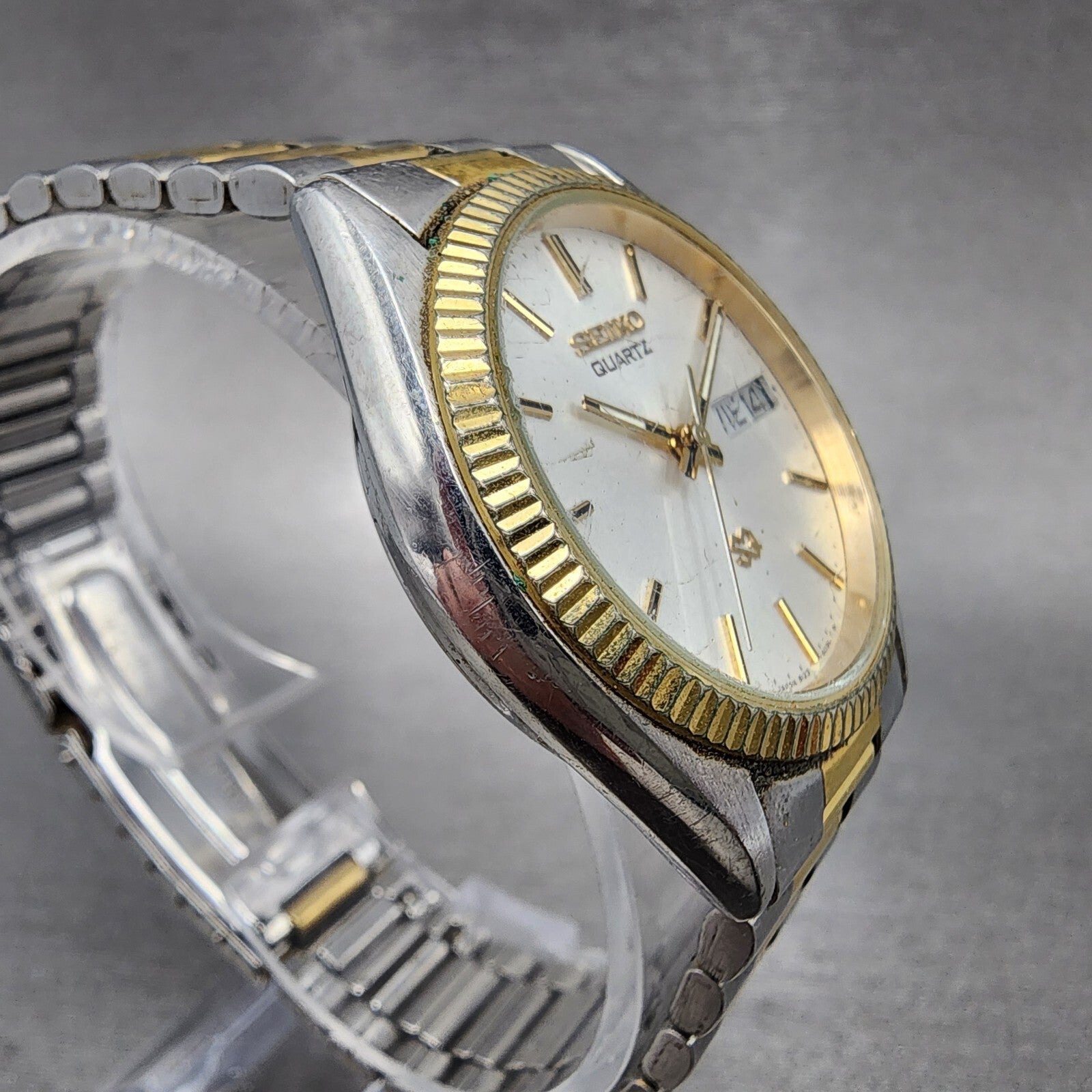 VTG Seiko SQ President Watch Women 33mm White Dial Two Tone Daydate Round NewBat3