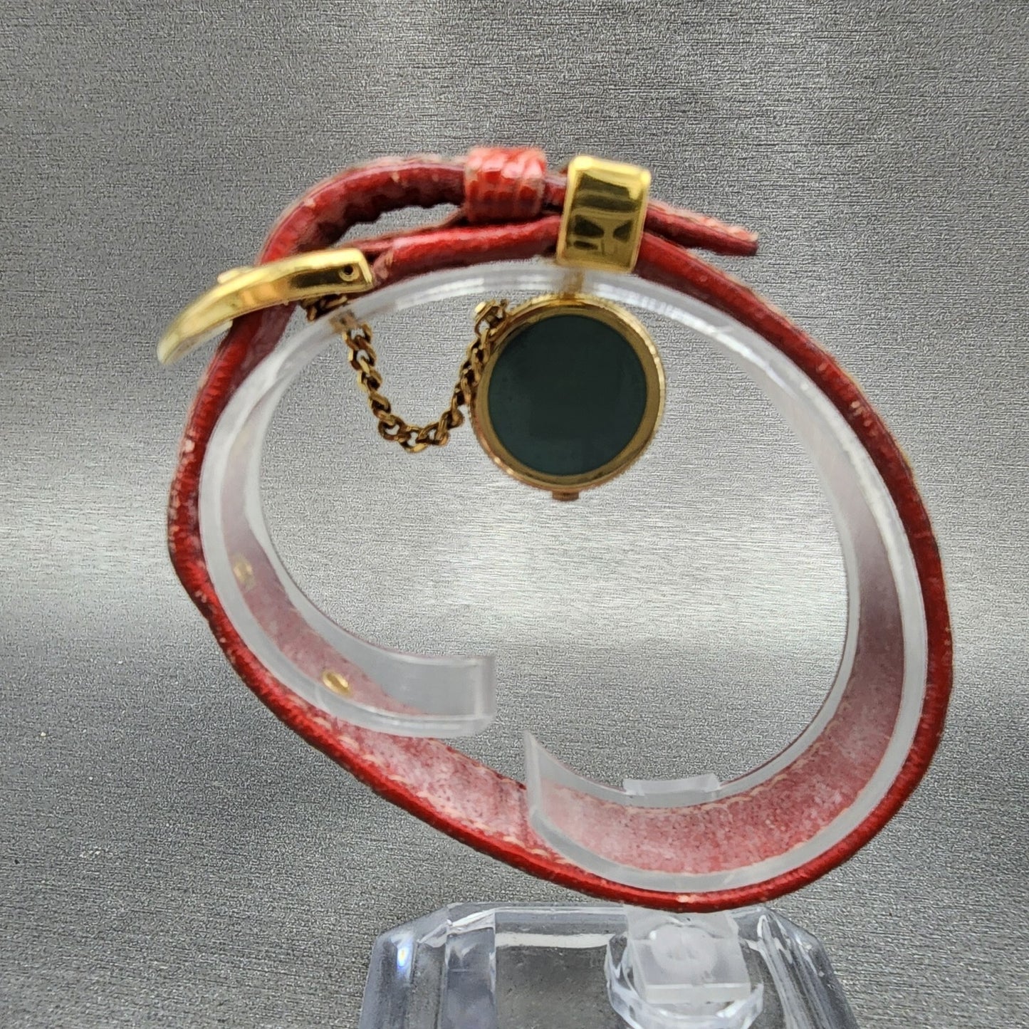 Seiko Respoir Watch Women 20mm Gold Dial Gold Tone Red Band 4N200320 New Batt5