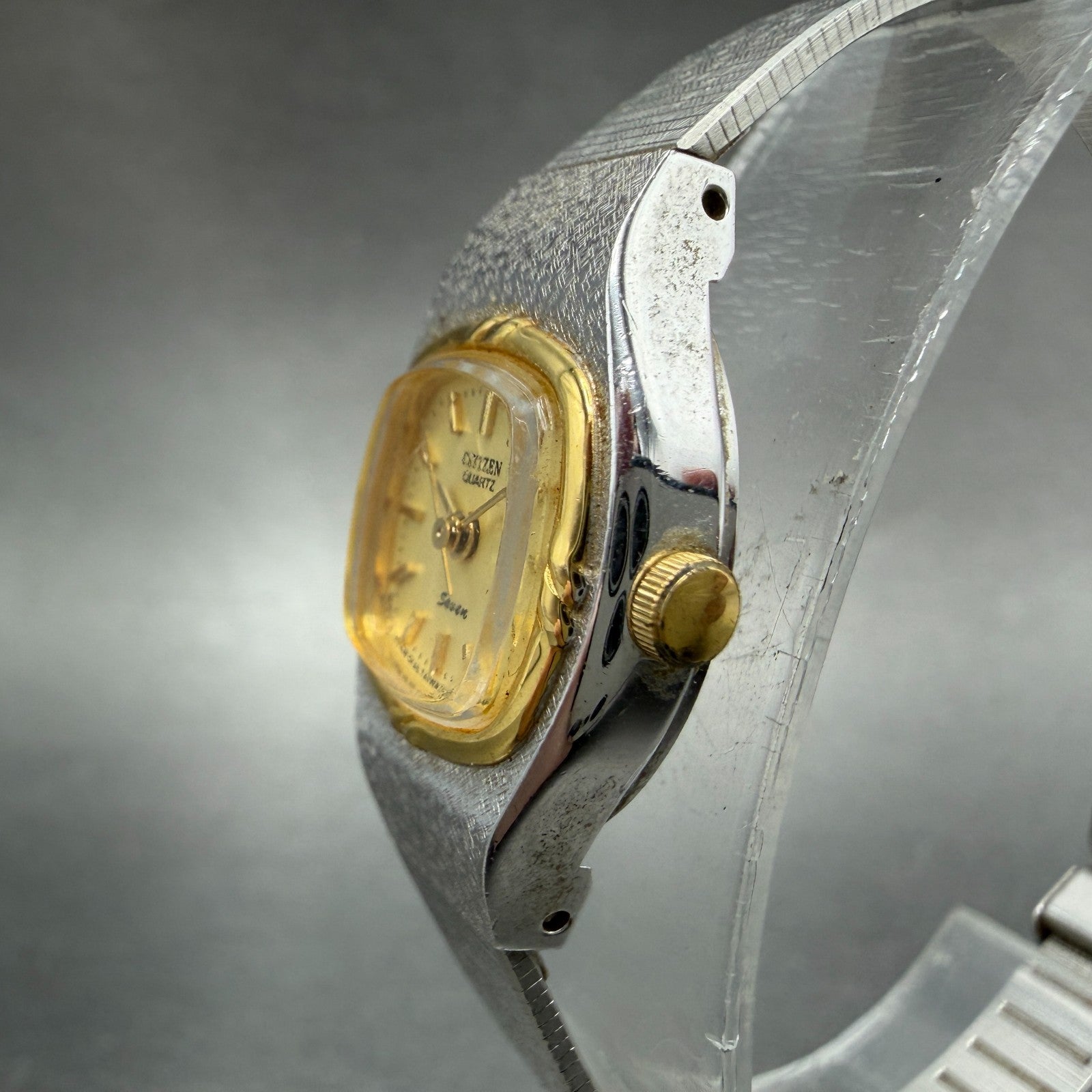 Citizen Seven Watch Women 19mm Gold Dial Two Tone 2030-944879 New Battery2